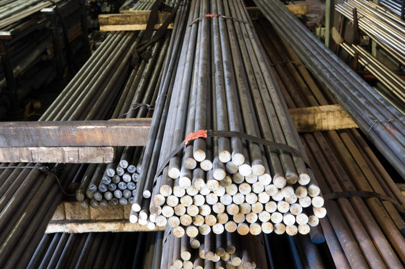 无人,横图,俯视,室内,特写,白天,建筑,静物,金属制品,一堆,许多,阴影,堆叠,堆积,反射,金属,材料,影子,建筑工地,钢筋,堆,建筑材料,地盘,建筑地盘,施工地盘,质料,彩图,高角度拍摄,工地