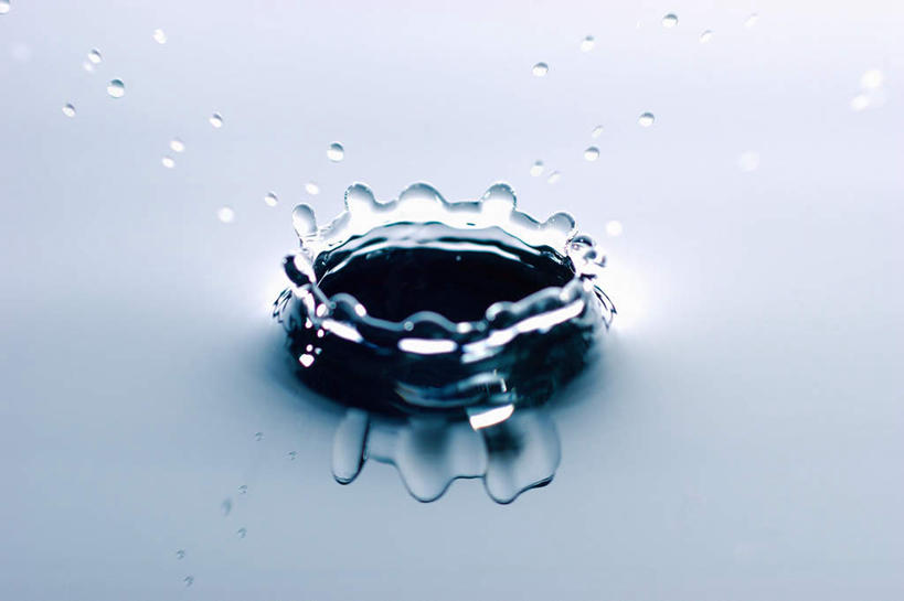 无人,横图,俯视,室内,特写,白天,水,波纹,飞溅,溅,透明,液体,水滴,水珠,水纹,波浪,喷洒,纯真,纯净,纯粹,彩图,高角度拍摄