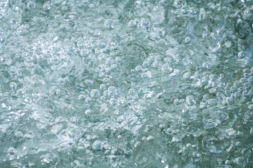 无人,横图,俯视,室外,特写,白天,美景,水,波纹,朦胧,模糊,透明,液体,景观,气泡,水滴,涟漪,漩涡,水泡,水珠,水纹,自然,泡泡,景色,圆弧,自然风光,彩图,高角度拍摄