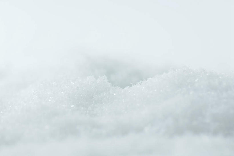 无人,横图,室内,特写,白天,白色背景,正面,静物,一堆,许多,堆叠,堆积,朦胧,模糊,冰,冰沙,白色,寒冷,摄影,影棚,堆,卫生,纯真,洁净,光明,恬静,中间色,朴素,清白,彩图,影棚拍摄,拍摄