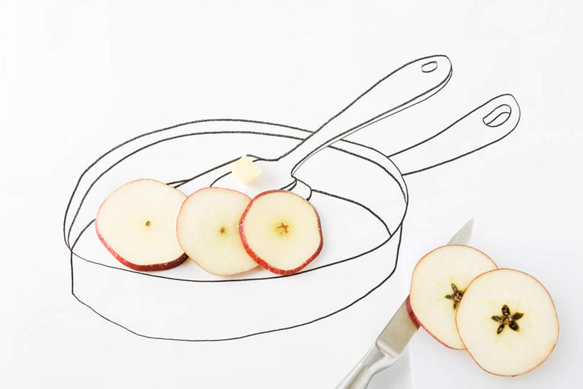 无人,横图,俯视,插画,室内,特写,白天,数码,科技,苹果,水果,阴影,新鲜,网络,生食,黄油,食品,果实,五片,高光,几何,计算机图形,合成,锅铲,图画,锅,画,食物,刀,有机食品,绿色食品,煎锅,水果刀,电脑合成图,数码合成图,漫画,苹果片,写实,具体,具象,彩图,高角度拍摄