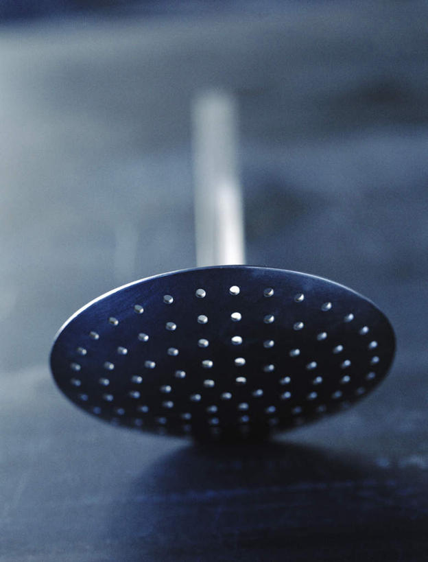 无人,竖图,俯视,室外,特写,白天,一排,许多,阴影,朦胧,模糊,整齐,光线,瓷砖,地砖,影子,地面,排列,一个,阳光,单个,圆孔,队列,过滤器,彩图,高角度拍摄