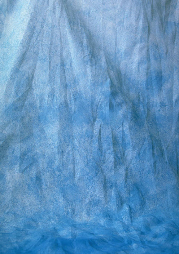 皱纹,无人,竖图,室内,特写,白天,正面,窗帘,静物,纺织品,装饰,蓝色,华丽,修饰,点缀,肌理,衬托,美观,雅致,雅观,彩图