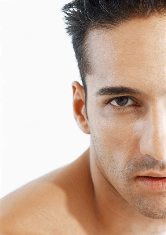 西方人,脸,头,眼睛,脸颊,眉毛,睫毛,头发,一个人,站,竖图,室内,特写,白天,白色背景,正面,欧洲,欧洲人,瞳孔,仅一个男性,仅一个人,仅一个年轻男性,黑色,站着,眼部,摄影,影棚,肩部,男人,男性,年轻男性,白种人,头部,胡子,睫,颈部,脸部,脸蛋,眉,面部,眼,眼睫毛,眼眉,站立,半身,彩图,影棚拍摄,拍摄,眼眉毛