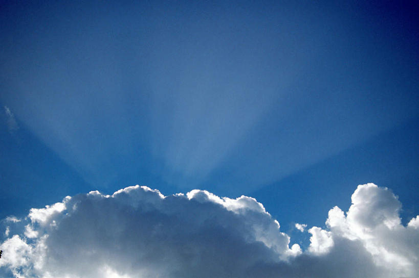 无人,横图,室外,特写,白天,仰视,旅游,度假,美景,阴影,光束,光线,影子,景观,云,云朵,射线,云彩,娱乐,蓝色,白色,白云,蓝天,天空,阳光,自然,天,享受,休闲,景色,放松,自然风光,彩图,低角度拍摄