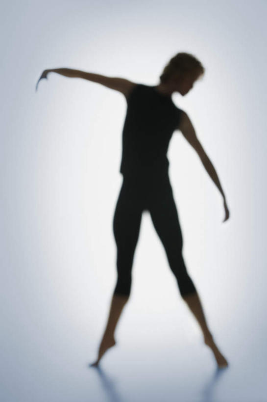 西方人,一个人,跳舞者,站,伸展双臂,竖图,室内,白天,正面,运动服,锻炼,运动,欧洲,欧洲人,仅一个男性,仅一个人,蓝色背景,服装,体操,背光,仅一个年轻男性,衣服,黑色,站着,活力,摄影,服饰,影棚,张开双腿,优美,衣着,穿着,逆光,体操服,自由体操,衣饰,展开双腿,体育,男人,男性,年轻男性,白种人,舞蹈家,舞蹈演员,舞者,敞开双臂,伸开双臂,展开双肩,站立,张开手臂,张开双臂,彩图,全身,影棚拍摄,健身,拍摄,半体服,伸展双腿,运动装