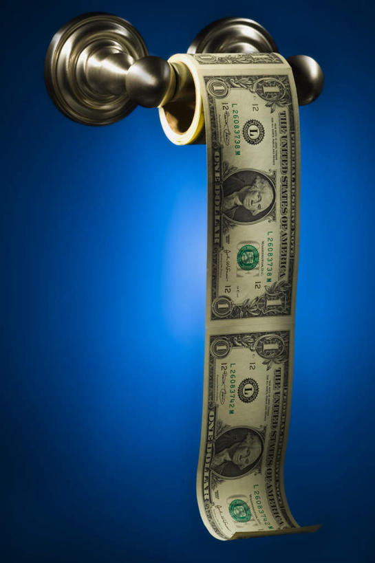 无人,竖图,室内,特写,白天,正面,钱,美元,生活用品,静物,金属制品,吊挂,悬挂,阴影,蓝色背景,反射,金属,标志,钱币,数字,文字,影子,字符,美金,挂,标识,一个,日用品,钞票,金融,纸币,摄影,阿拉伯数字,影棚,经济,单个,美圆,流通,纸钞,贸易,卷纸架,卷纸器,货币,现金,彩图,影棚拍摄,拍摄