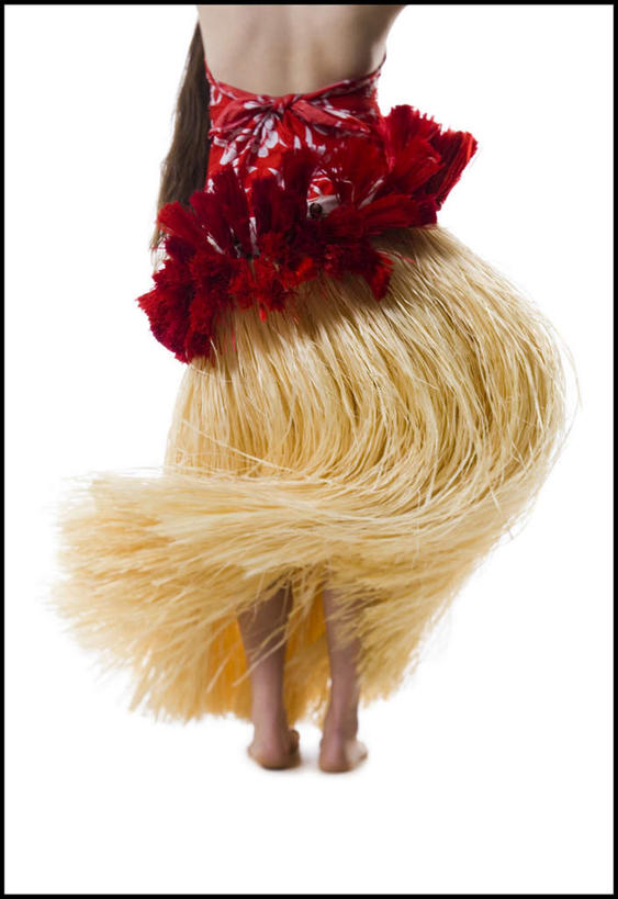 西方人,一个人,跳舞者,站,竖图,室内,白天,白色背景,裙子,跳舞,项链,欧洲,欧洲人,仅一个年轻女性,仅一个女性,仅一个人,一条,服装,旋转,装饰品,背面,衣服,饰品,首饰,站着,摄影,服饰,影棚,半身裙,衣着,穿着,草裙舞,草裙,舞姿,衣饰,年轻女性,女人,女性,白种人,舞蹈家,舞蹈演员,舞者,站立,半身,彩图,影棚拍摄,拍摄,舞蹈,呼拉舞