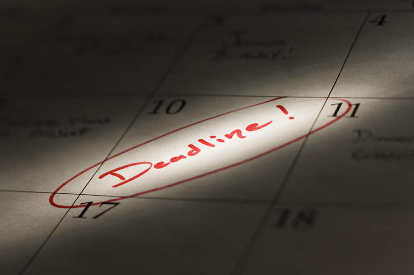 无人,横图,俯视,室内,特写,白天,静物,台历,阴影,时间,反射,英文,标志,文字,影子,字符,字母,计时,标识,红色,摄影,影棚,英文字母,日期,感叹号,日历,彩图,高角度拍摄,影棚拍摄,拍摄