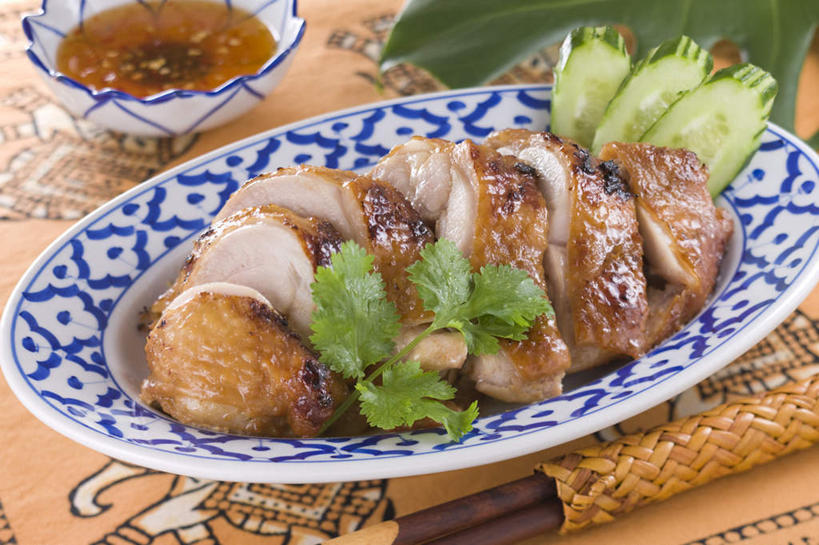 无人,横图,俯视,室内,特写,白天,烹饪,中餐,黄瓜,芹菜,蔬菜,餐具,叶子,新鲜,碟子,盘,调料,肉,料理,食品,绿叶,调味品,调味料,鸭肉,菜肴,美食,肉类,食物,盘子,碟,碗,中式,嫩叶,佳肴,有机食品,绿色食品,肉食,叶,叶片,进餐用具,烹调用具,药芹,水芹,青瓜,胡瓜,旱芹,彩图,高角度拍摄