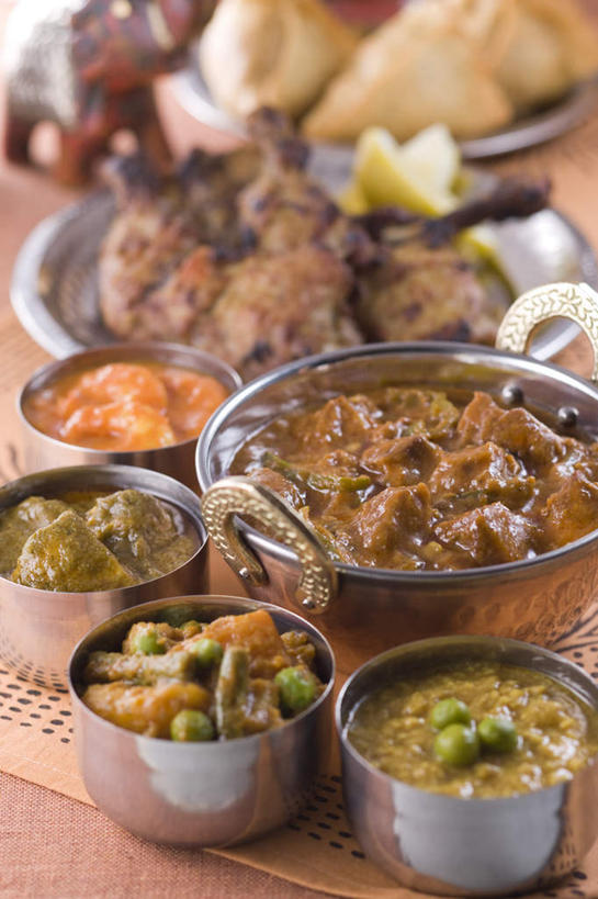 点心,无人,竖图,俯视,室内,白天,烹饪,中餐,餐桌,桌子,大象,柠檬,餐具,水果,朦胧,模糊,新鲜,碟子,锅子,盘,调料,鸡肉,肉,生食,虾,料理,食品,饺子,果实,调味品,调味料,鸭肉,菜肴,美食,肉类,大虾,食物,糕点,盘子,装饰物,碟,中式,佳肴,有机食品,绿色食品,对虾,餐台,肉食,咖喱酱,斑节虾,东方对虾,中国对虾,进餐用具,烹调用具,益母果,柠果,青豆,彩图,高角度拍摄