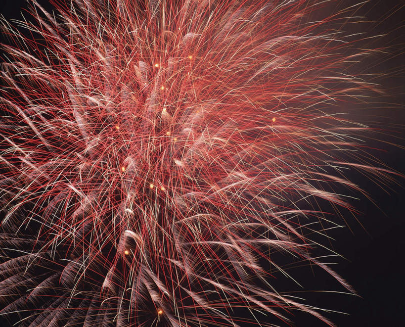 无人,横图,室外,夜晚,仰视,爆炸,烟火,火花,天空,焰火,天,闪耀,晴朗,闪烁,壮丽,礼花,五彩缤纷,烂漫,万里无云,花炮,礼花炮,绚烂,闪动,闪灼,灿艳,绮丽,绚丽,烟花,晴空,晴空万里,彩图,低角度拍摄