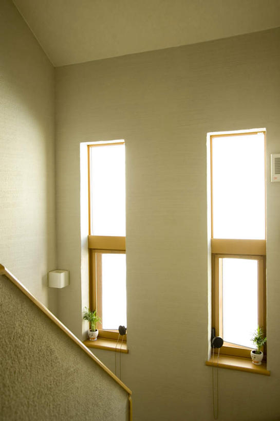 无人,家,客厅,栏杆,竖图,室内,白天,正面,别墅,窗户,地板,家具,楼梯,门,装修,建筑,欧式,装饰,光线,扶手,房屋,阶梯,墙,屋子,公寓,地面,豪华,建设,现代,装潢,洋房,护栏,楼房,木地板,玻璃窗,墙壁,墙面,台阶,住宅,阳光,门框,室内装潢,明亮,起居室,舒适,家居装潢,房屋设计,地中海风格,古典风格,简约风格,室内设计,宽敞,转角,样板房装潢,设计,彩图,房子