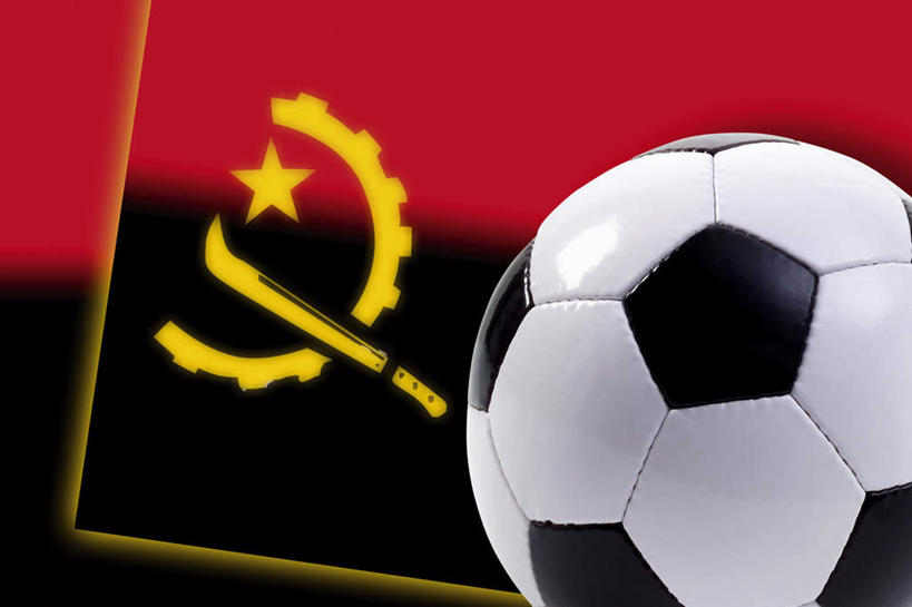 无人,横图,室内,特写,白天,正面,数码,科技,足球,旗帜,国旗,非洲,安哥拉,阴影,网络,星星,足球装备,高光,几何,计算机图形,合成,运动器械,球,一个,球体,星形,健身器械,单个,电脑合成图,数码合成图,健身器材,五角形,蹴鞠,足球运动,旗,五角星,彩图,运动器材