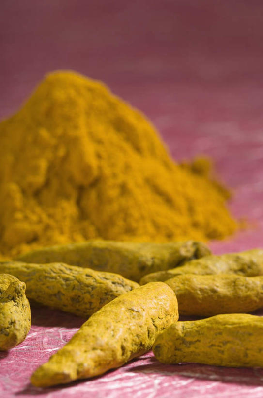 无人,竖图,室内,特写,白天,正面,植物,一堆,许多,阴影,堆叠,堆积,朦胧,模糊,粉末,影子,根部,草药,药草,中药,桌布,姜黄,堆,药材,中草药,中药材,本草,彩图