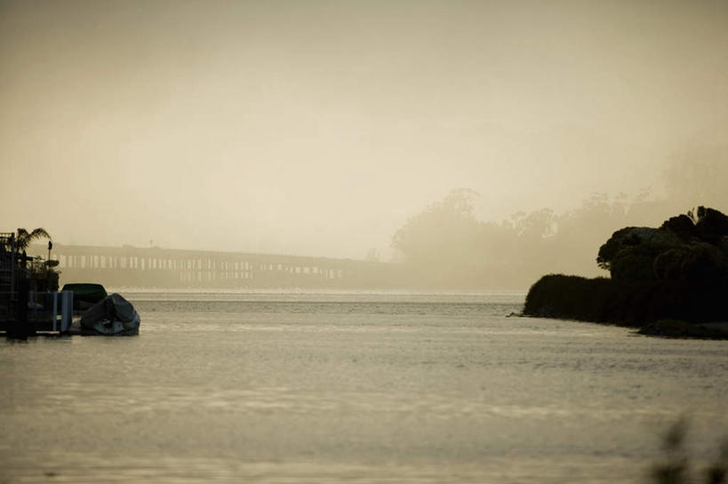 无人,横图,室外,白天,正面,旅游,度假,海浪,海洋,美景,山,山脉,雾,美国,朦胧,模糊,景观,浪花,山峰,山峦,背光,娱乐,蓝色,蓝天,天空,自然,海水,群山,天,享受,休闲,景色,放松,晴朗,迷雾,北美,北美洲,加利福尼亚,自然风光,美洲,逆光,海景,加州,加利福尼亚州,万里无云,金州,黄金州,北亚美利加洲,亚美利加洲,马林县,大海,风浪,海,海水的波动,近岸浪,涌浪,大雾,晴空,晴空万里,彩图