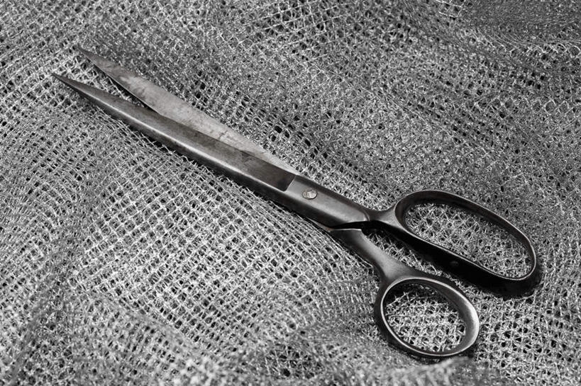 无人,横图,俯视,室内,特写,白天,静物,一把,修剪,阴影,反射,工具,剪刀,网,影子,裁剪,剪子,剪裁,切割,彩图,高角度拍摄