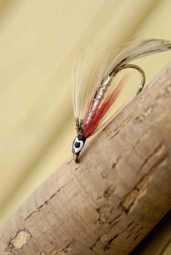 无人,竖图,俯视,室外,特写,白天,静物,阴影,朦胧,模糊,光线,木制,钩子,棍子,影子,一个,阳光,木制品,单个,渔具,鱼钩,鱼饵,彩图,高角度拍摄,钓鱼