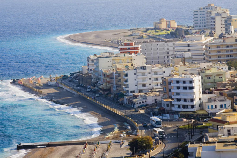 无人,家,高楼大厦,横图,俯视,室外,白天,度假,海浪,海洋,美景,沙滩,植物,城市风光,城市,大厦,建筑,摩天大楼,希腊,欧洲,沙子,房屋,屋子,海岸,景观,浪花,公寓,沙地,娱乐,洋房,楼房,住宅,树,树木,绿色,自然,海水,享受,休闲,景色,放松,生长,成长,海景,多德卡尼斯群岛,希腊共和国,罗德岛,大海,风浪,海,海水的波动,海滩,近岸浪,涌浪,彩图,高角度拍摄,房子,大楼,高层建筑,高楼,摩天楼