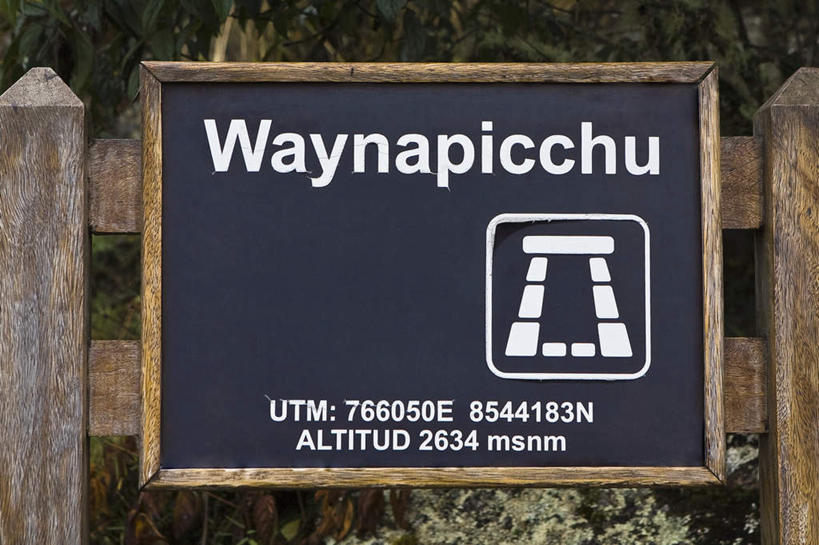 无人,栏杆,横图,室外,特写,白天,正面,旅游,度假,名胜古迹,标志建筑,地标,建筑,秘鲁,阴影,遗迹,光线,英文,标志,文字,影子,栅栏,字符,字母,篱笆,围栏,古迹,文物,娱乐,标识,建设,古建筑,护栏,阳光,享受,休闲,旅游胜地,南美,放松,英文字母,南美洲,拉丁美洲,美洲,古文明,秘鲁共和国,马丘比丘,亚美利加洲,南亚美利加洲,玉米之仓,马丘比丘遗址,失落之城,印加帝国,彩图