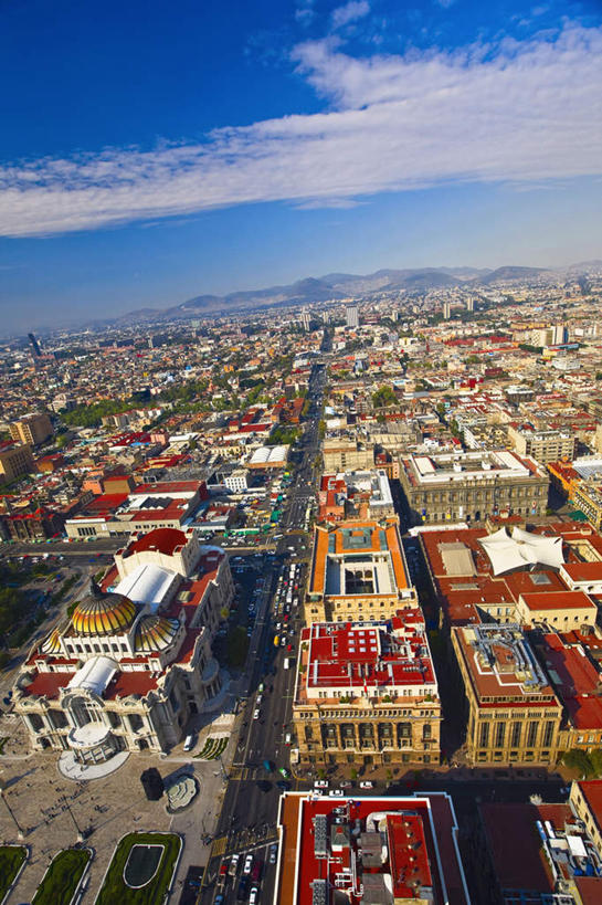 无人,博物馆,家,竖图,俯视,航拍,室外,白天,度假,美景,植物,城市风光,城市,道路,路,公路,墨西哥,阴影,研究,光线,影子,房屋,屋子,景观,云,云朵,交通,首都,教育,云彩,娱乐,楼房,住宅,树,树木,蓝色,绿色,白云,蓝天,天空,阳光,自然,天,享受,休闲,景色,放松,生长,晴朗,成长,展览,北美,北美洲,鸟瞰,欣赏,美洲,陈列,墨西哥城,北亚美利加洲,亚美利加洲,墨西哥合众国,仙人掌王国,联邦区,典藏,墨西哥国家美术宫,晴空,马路,彩图,高角度拍摄,房子