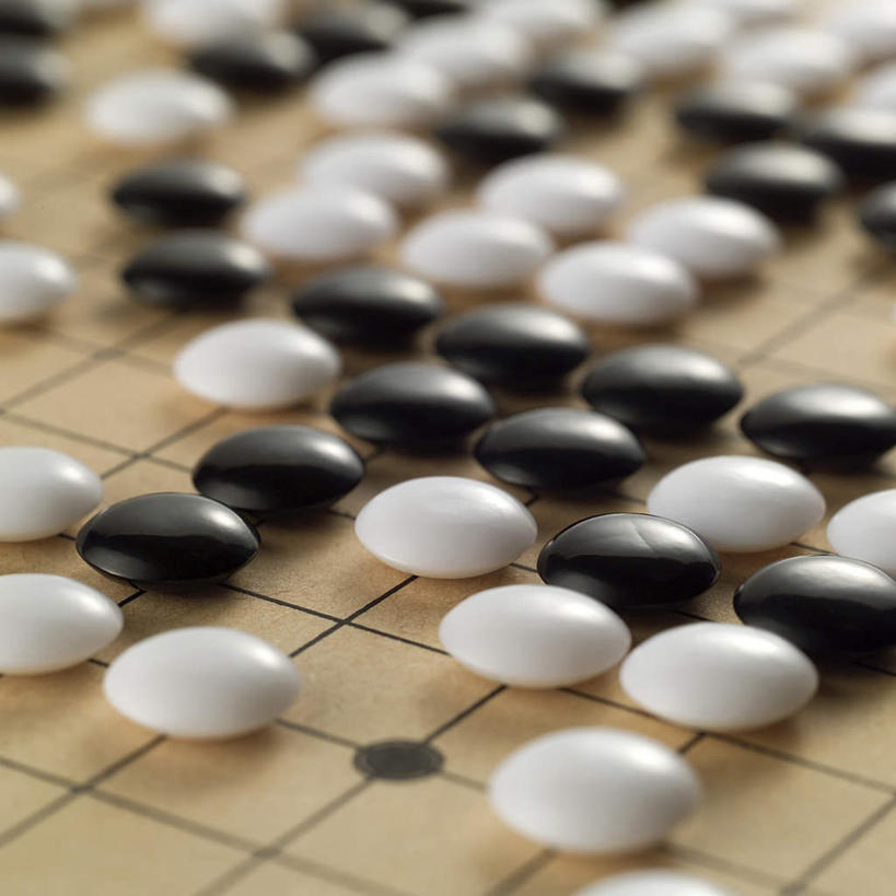 无人,方图,俯视,室内,特写,白天,游戏,快乐,比赛,竞争,静物,一排,许多,阴影,朦胧,模糊,整齐,反射,影子,玩,娱乐,排列,黑色,休闲,棋子,棋盘,益智,活动,队列,发泄,消遣,智力,围棋,宣泄,玩耍,嬉戏,彩图,高角度拍摄,匕首
