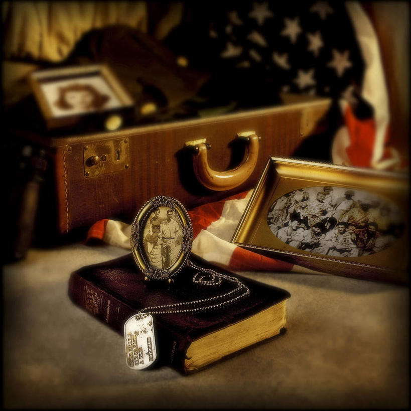 无人,方图,照片,室内,特写,白天,正面,静物,旗帜,国旗,手提箱,书籍,相框,一本,阴影,朦胧,模糊,反射,标签,影子,星星,星条旗,容器,箱子,星形,美国国旗,摄影,储藏,储存,五角形,匣子,旗,书,图书,相片,五角星,彩图,拍摄,照相,美利坚合众国国旗,贮存