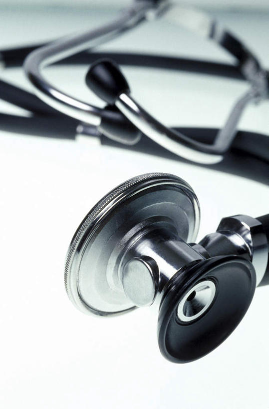 无人,竖图,俯视,室内,特写,白天,白色背景,静物,阴影,朦胧,模糊,反射,影子,一个,听诊器,摄影,影棚,单个,医疗设备,医疗器械,医疗工具,检测工具,彩图,高角度拍摄,影棚拍摄,拍摄