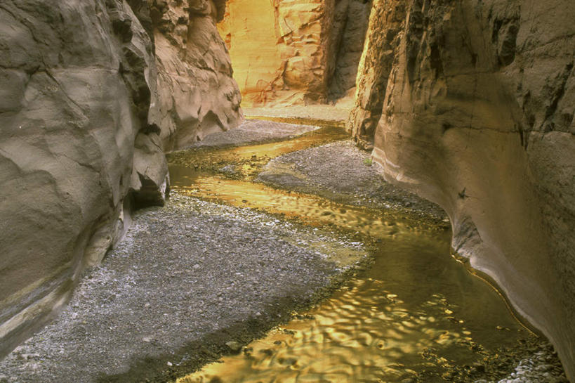 无人,横图,俯视,室外,白天,旅游,度假,河流,石头,美景,水,峡谷,墨西哥,石子,河水,景观,水流,山谷,娱乐,小溪,自然,溪水,享受,休闲,景色,放松,北美,北美洲,岩层,自然风光,美洲,北亚美利加洲,亚美利加洲,墨西哥合众国,仙人掌王国,北下加利福尼亚,北下加利福尼亚州,下加利福尼亚州,石块,岩石,彩图,高角度拍摄