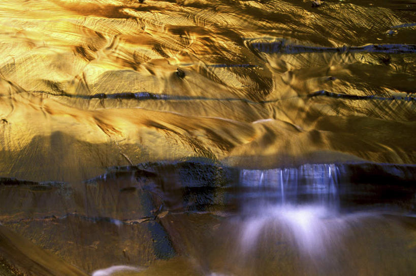 无人,横图,室外,白天,正面,旅游,度假,河流,石头,美景,瀑布,水,峡谷,墨西哥,飞溅,溅,石子,液体,洞,河水,景观,水滴,水流,山谷,娱乐,水珠,自然,享受,休闲,景色,放松,洞穴,北美,北美洲,岩层,喷洒,自然风光,美洲,穴,北亚美利加洲,亚美利加洲,墨西哥合众国,仙人掌王国,北下加利福尼亚,北下加利福尼亚州,下加利福尼亚州,跌水,石块,岩石,彩图