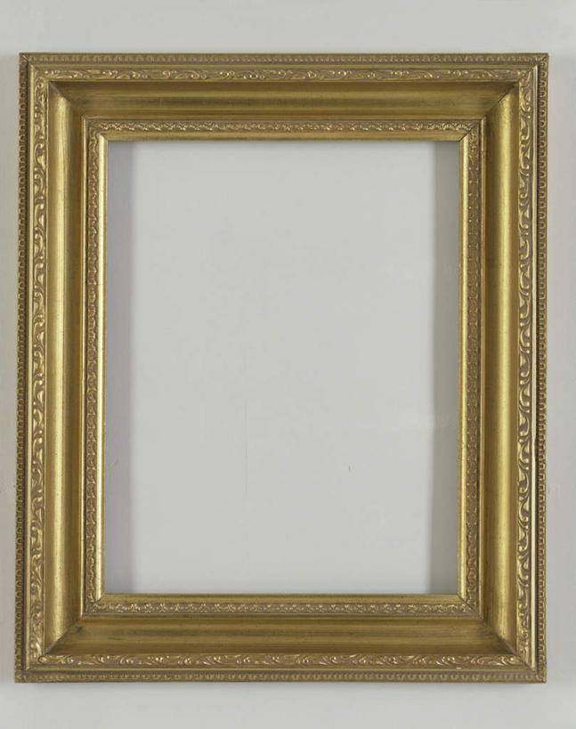 无人,竖图,俯视,室内,特写,白天,白色背景,桌面,桌子,静物,相框,阴影,反射,木制,影子,木制品,金色,摄影,影棚,富贵,忠诚,富丽,名誉,荣华,彩图,高角度拍摄,影棚拍摄,拍摄