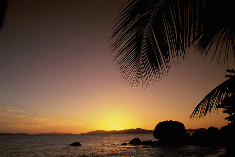 无人,横图,室外,白天,正面,旅游,度假,海浪,海洋,礁石,石头,美景,日落,沙滩,山,山脉,植物,棕榈树,叶子,加勒比海,沙子,石子,海岸,景观,浪花,山峰,晚霞,霞光,落日,绿叶,沙地,山峦,背光,娱乐,树,树木,绿色,自然,海水,黄昏,群山,享受,休闲,嫩叶,景色,彩霞,南美,放松,生长,成长,南美洲,拉丁美洲,自然风光,美洲,逆光,海景,棕榈叶,英属维尔京群岛,英属维京群岛,维京群岛,亚美利加洲,南亚美利加洲,处女群岛,维尔京戈尔达岛,维尔京群岛,英属处女群岛,夕照,叶,叶片,大海,风浪,海,海水的波动,海滩,礁,近岸浪,石块,岩石,涌浪,夕阳,彩图,斜阳