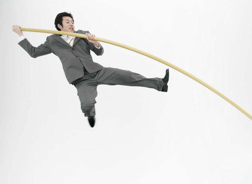 东方人,一个人,商务人士,商务男性,跳,举,横图,室内,白天,白色背景,正面,衬衫,撑杆跳高,亚洲,仅一个男性,仅一个人,握,套装,半空,注视,黄种人,仅一个年轻男性,观察,看,托,腾空,握着,摄影,影棚,观看,察看,关注,商务装,工薪阶层,凌空,撑竿跳,撑竿跳高,撑杆跳,男人,男性,年轻男性,亚洲人,白领,上班族,举起,举手,举着,跳跃,向上举,向上伸,向上托,彩图,全身,影棚拍摄,衬衣,拍摄