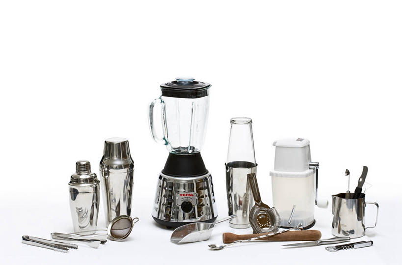 无人,横图,室内,特写,白天,白色背景,正面,烹饪,桌面,桌子,静物,餐具,厨具,许多,电器,工具,开瓶器,刀具,很多,开瓶,设备,刀,搅拌,摄影,影棚,研磨,切割,家电,家用电器,开启,搅拌机,餐刀,过滤器,启瓶器,烹饪用具,瓶启,烹调用具,烹调,彩图,影棚拍摄,拍摄,酒具