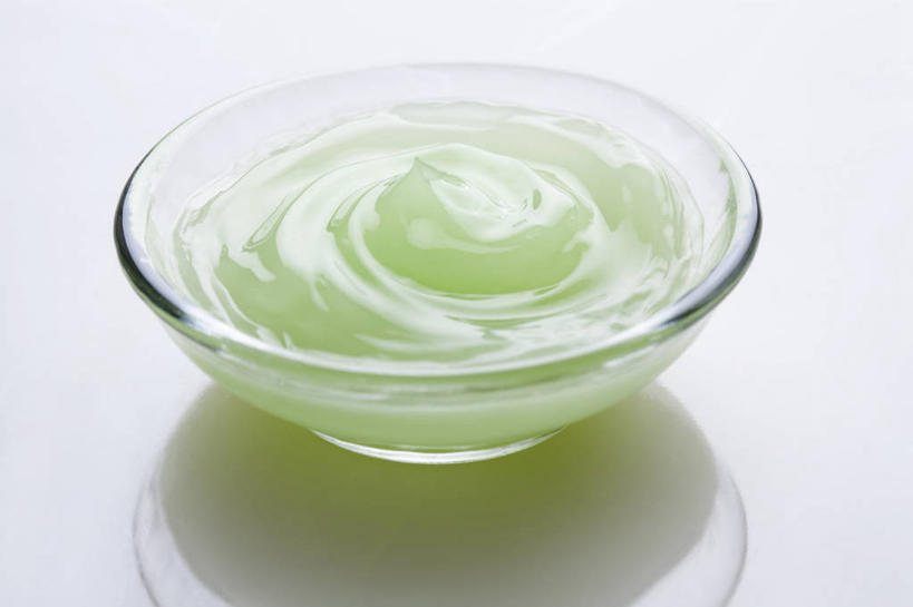 无人,横图,特写,留白,白色背景,按摩,化妆,美容,芦荟,静物,叶子,北京,中国,亚洲,护肤,准备,反射,材料,瓷器,润肤露,自然,碗,保养,享受,休闲,健康,面膜,放松,SPA水疗,保健,温泉浴场,摄影,有机食品,影棚,简单,化妆用品,草本,清新,摄影棚,华贵,东亚,纯净,养颜,替代疗法,美化,芦荟汁,矿泉疗养地,彩图,影棚拍摄,水疗,拍摄,SPA美容,成分