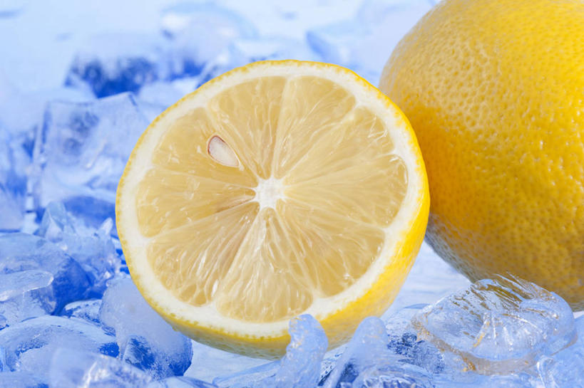 无人,横图,彩色,特写,留白,柠檬,静物,水果,中国,亚洲,冰块,食品,饮食,两个,果肉,素食,冷,摄影,有机食品,影棚,生活方式,五颜六色,色彩斑斓,维生素,简单,清新,摄影棚,横截面,五彩缤纷,东亚,柑橘属,健康食物,纯净,五彩斑斓,五光十色,彩图,影棚拍摄,拍摄,膳食纤维,人造冰