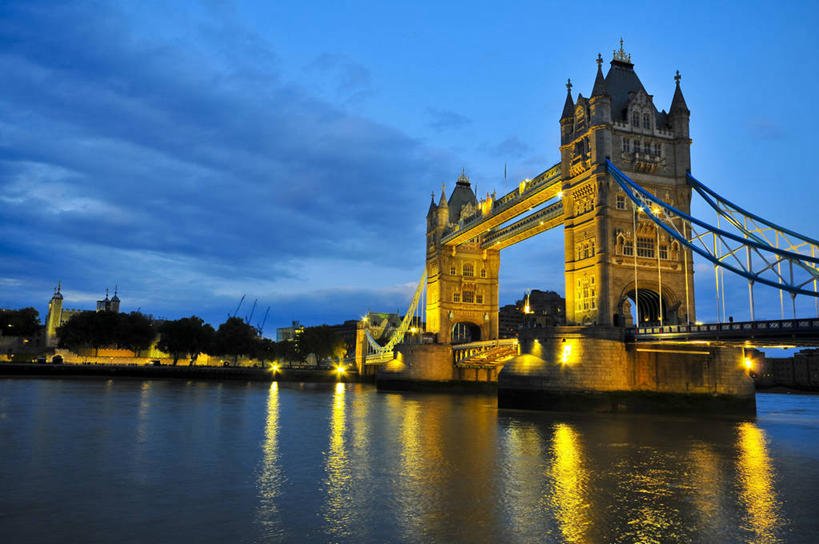 无人,横图,室外,夜晚,旅游,河流,建筑,英国,欧洲,伦敦,反射,桥,宏伟,英格兰,泰晤士河,风景,地标建筑,美女,摄影,建造,照亮,彩图,旅行