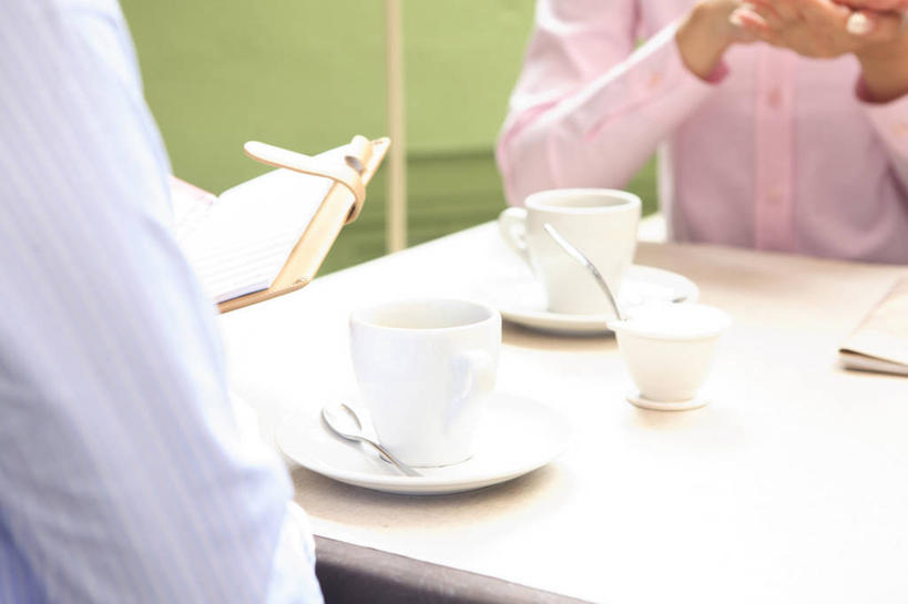 咖啡,东方人,同事,商务人士,商务女性,商务,成功,合作,团队,集体,信心,亚洲,套装,队伍,饮食,饮料,纯净水,领导,经理,成就,咖啡店,商务装,合伙,领袖,工薪阶层,年轻男性,女人,亚洲人,年轻人,白领,上班族,彩图