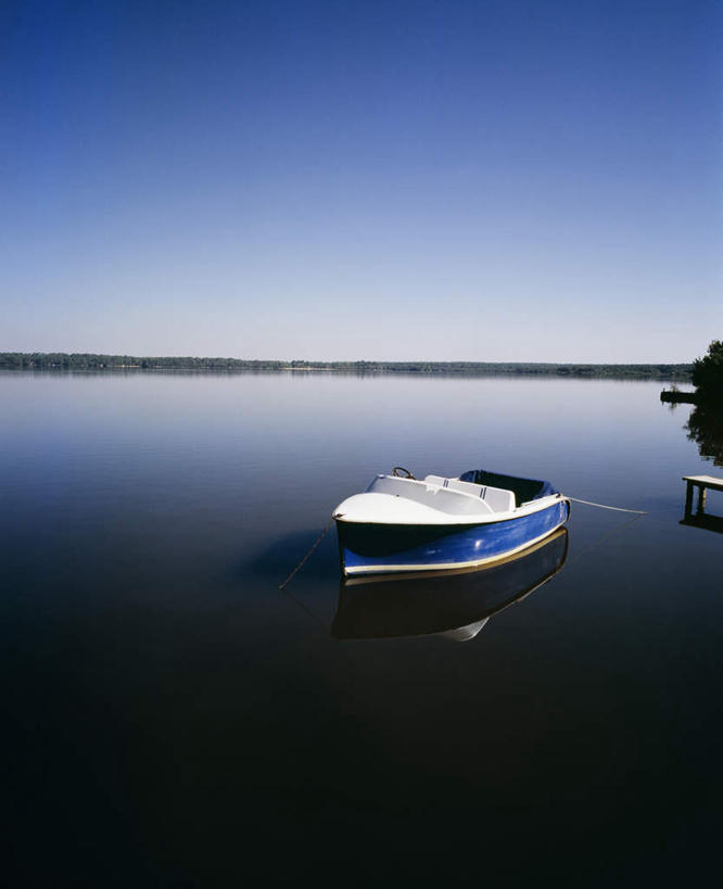 帆船,室外,白天,湖,船,法国,欧洲,停靠,漂浮,地形,蓝色,风景,天空,交通工具,宁静,停泊,载具,万里无云,朗德,彩图