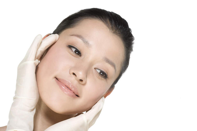 东方人,成年人,脸,头,脸颊,手,头发,裸体,一个人,微笑,白色背景,化妆,美容,快乐,幸福,安全,北京,中国,亚洲,仅一个年轻女性,仅一个女性,仅一个人,护肤,发光,防护,光亮,干净,裸露,肩膀,白色,黑色,手套,保养,享受,休闲,概念,放松,美女,保健,摄影,皮肤,保护,光滑,肖像,裸,保险,渴望,东亚,纯净,养颜,保全,周全,安稳,安定,防护手套,细腻,平滑,美化,平安,年轻女性,女人,女性,亚洲人,中国人,年轻人,头部,脸部,脸蛋,面部,彩图,影棚拍摄,SPA美容,抗衰老