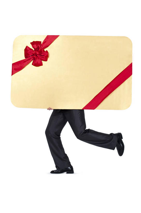 东方人,成年人,腿,一个人,商务人士,商务男性,站,跑,竖图,留白,白色背景,正面,衬衫,商务,信用卡,消费,礼物,中国,亚洲,仅一个男性,仅一个人,套装,包装,包装纸,缎带,圣诞礼物,仅一个年轻男性,红色,蝴蝶结,零售,打结,遮,遮掩,金融,摄影,影棚,巨大,庞大,幽默,掩盖,遮挡,摄影棚,金卡,生日礼物,商务装,工薪阶层,东亚,遮盖,掩饰,宏大,硕大,伟大,男人,男性,年轻男性,亚洲人,中国人,白领,上班族,步行,彩图,影棚拍摄,衬衣,拍摄,礼券,办公室职员