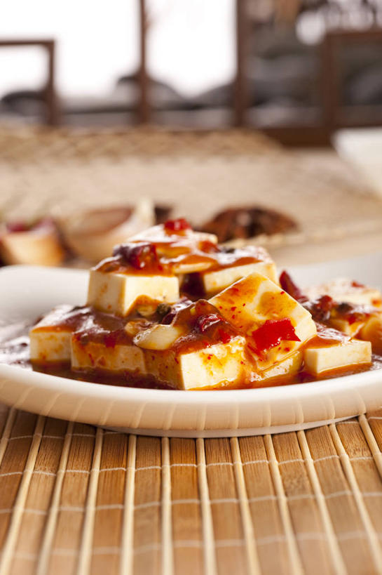 豆腐,无人,竖图,特写,辣椒,静物,中国,亚洲,美味,食品,传统,麻婆豆腐,饮食,盘子,摄影,膳食,中国文化,东亚,主菜,四川菜,大蒜,彩图,传统文化