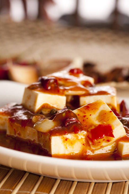 豆腐,无人,竖图,特写,辣椒,静物,中国,亚洲,美味,食品,传统,麻婆豆腐,饮食,盘子,摄影,膳食,中国文化,东亚,主菜,四川菜,大蒜,彩图,传统文化