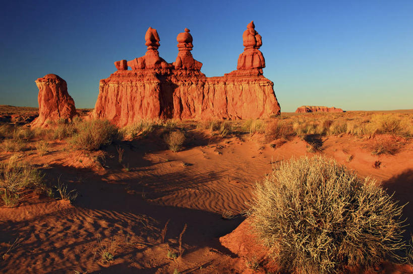 无人,横图,室外,白天,石头,沙漠,发光,塔,光亮,红色,摄影,岩层,犹他,岩石,彩图