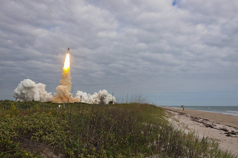 无人,横图,室外,白天,美国,起飞,摄影,北美,北美洲,美洲,航天飞机,佛罗里达,佛罗里达州,佛州,阳光州,肯尼迪航天中心,北亚美利加洲,亚美利加洲,迈雷特岛国家野生动物保护区,梅里特岛,海滩,彩图,美利坚合众国,空间探索