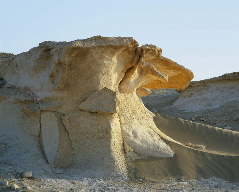 无人,横图,室外,白天,正面,旅游,度假,石头,美景,卡塔尔,亚洲,阴影,光线,石子,影子,景观,娱乐,蓝色,蓝天,天空,阳光,自然,天,享受,休闲,景色,放松,晴朗,自然风光,西亚,万里无云,卡塔尔国,石块,岩石,晴空,晴空万里,彩图