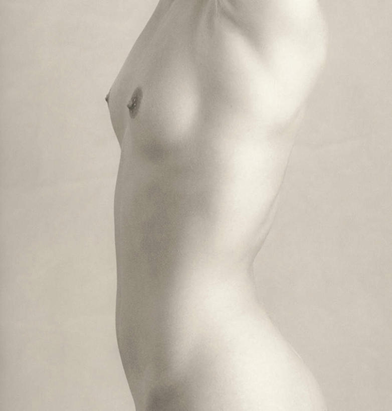 西方人,胸,一个人,站,竖图,室内,特写,白天,白色背景,侧面,性感,欧洲,欧洲人,仅一个年轻女性,仅一个女性,仅一个人,阴影,光线,影子,裸露,站着,身体,摄影,影棚,赤裸,裸,年轻女性,女人,女性,白种人,胸部,站立,半身,彩图,影棚拍摄,拍摄,身材,身段