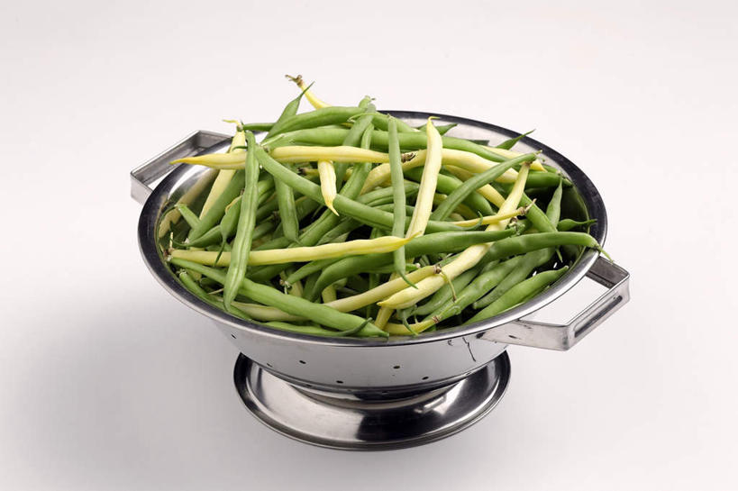 无人,横图,俯视,室内,特写,白天,白色背景,烹饪,植物,餐桌,桌子,豆,蔬菜,厨具,金属制品,一堆,许多,阴影,堆积,朦胧,模糊,新鲜,光线,金属,锅子,影子,豆类,豆子,食品,很多,锅,食物,一个,摄影,有机食品,绿色食品,影棚,单个,餐台,锅具,堆,烹饪用具,豆科,赤花蔓豆,红花菜豆,看花豆,青大豆,烹调用具,青豆,烹调,彩图,高角度拍摄,影棚拍摄,拍摄