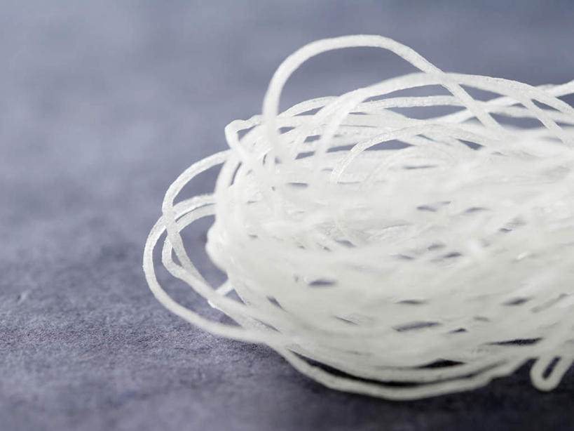 面食,面条,无人,横图,俯视,室内,特写,白天,餐桌,桌子,阴影,反射,影子,面,粉丝,摄影,影棚,餐台,彩图,高角度拍摄,影棚拍摄,拍摄