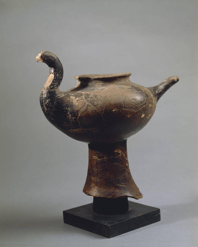 无人,竖图,灰色背景,陶瓷制品,古代,一个,灰色,摄影,单个,粘土,油灯,美术工艺,史前时代,彩图,影棚拍摄